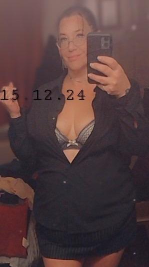 Lindsay — verified escort in Reno, NV